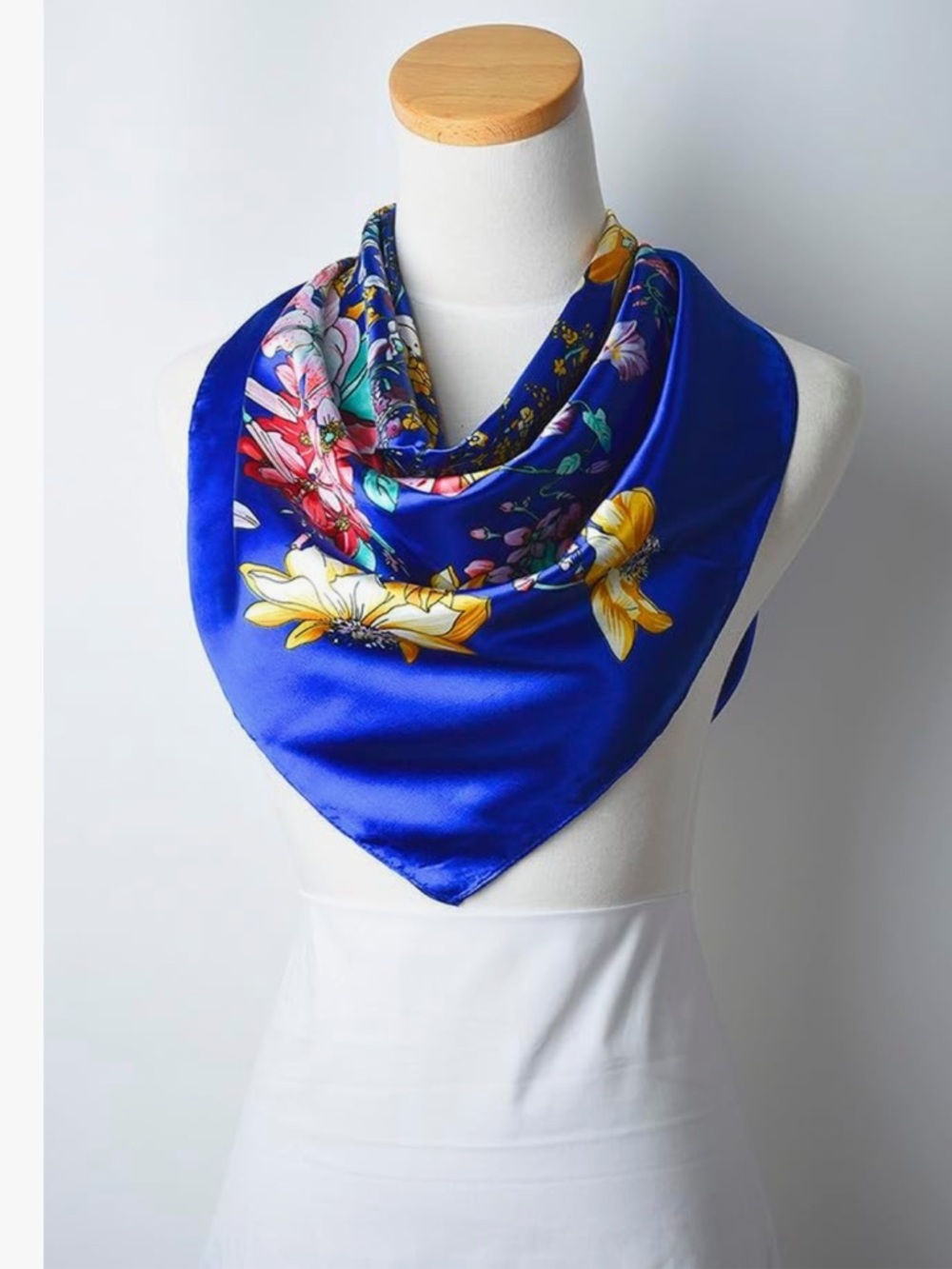 Scarf 35x35